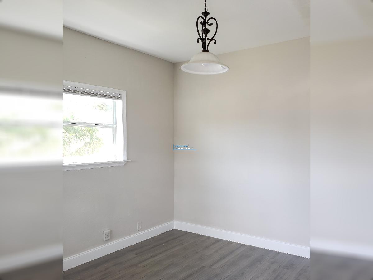 Beautifully Renovated and Updated Duplex in Palmetto Beach! property image