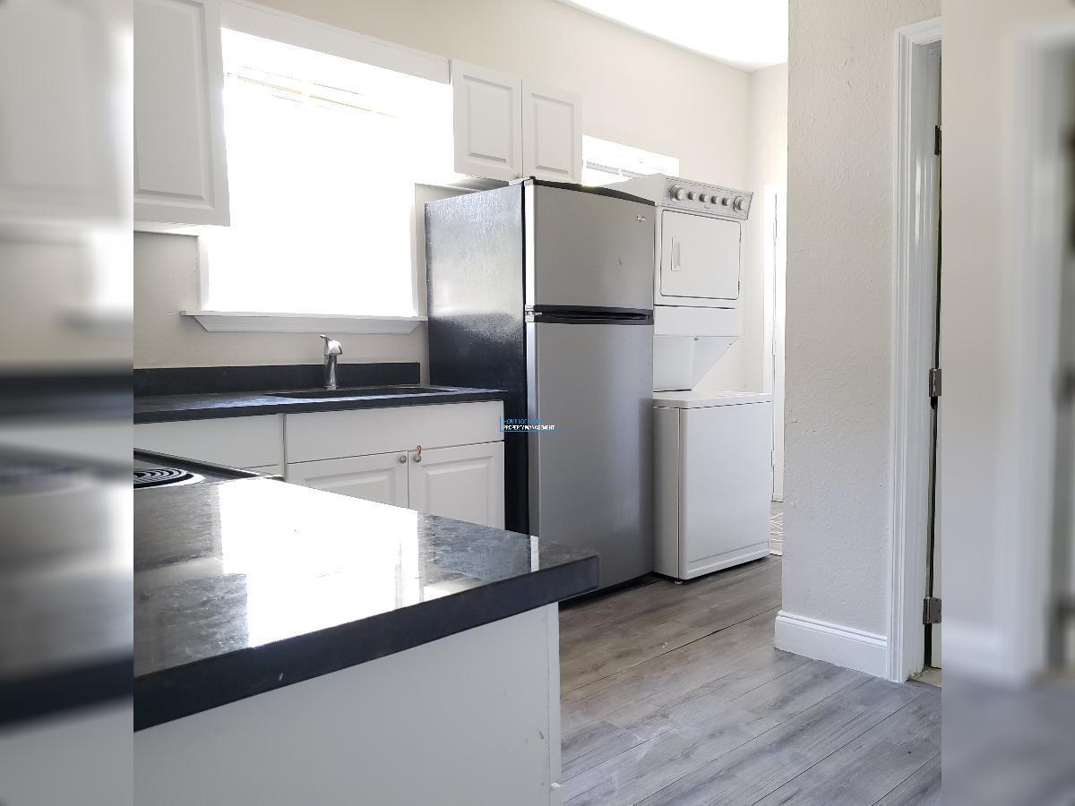 Beautifully Renovated and Updated Duplex in Palmetto Beach! property image
