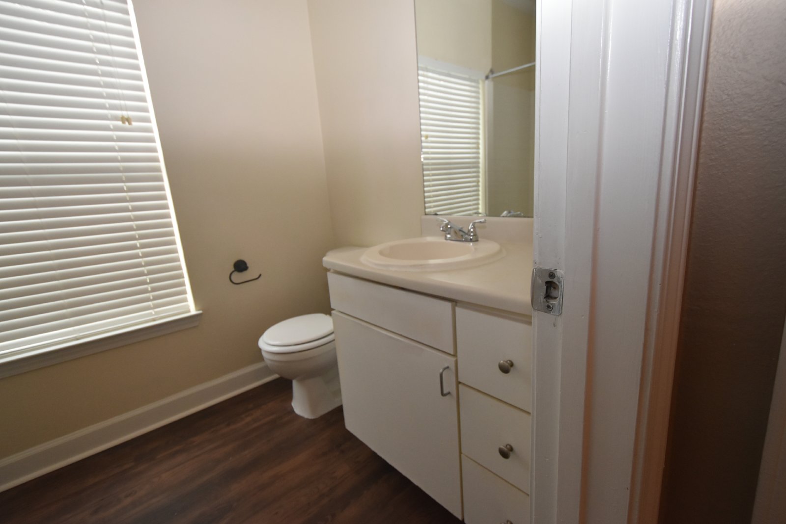 3BR/2BA Condo on First Floor ~ New Tampa ~ Equestrian Parc property image