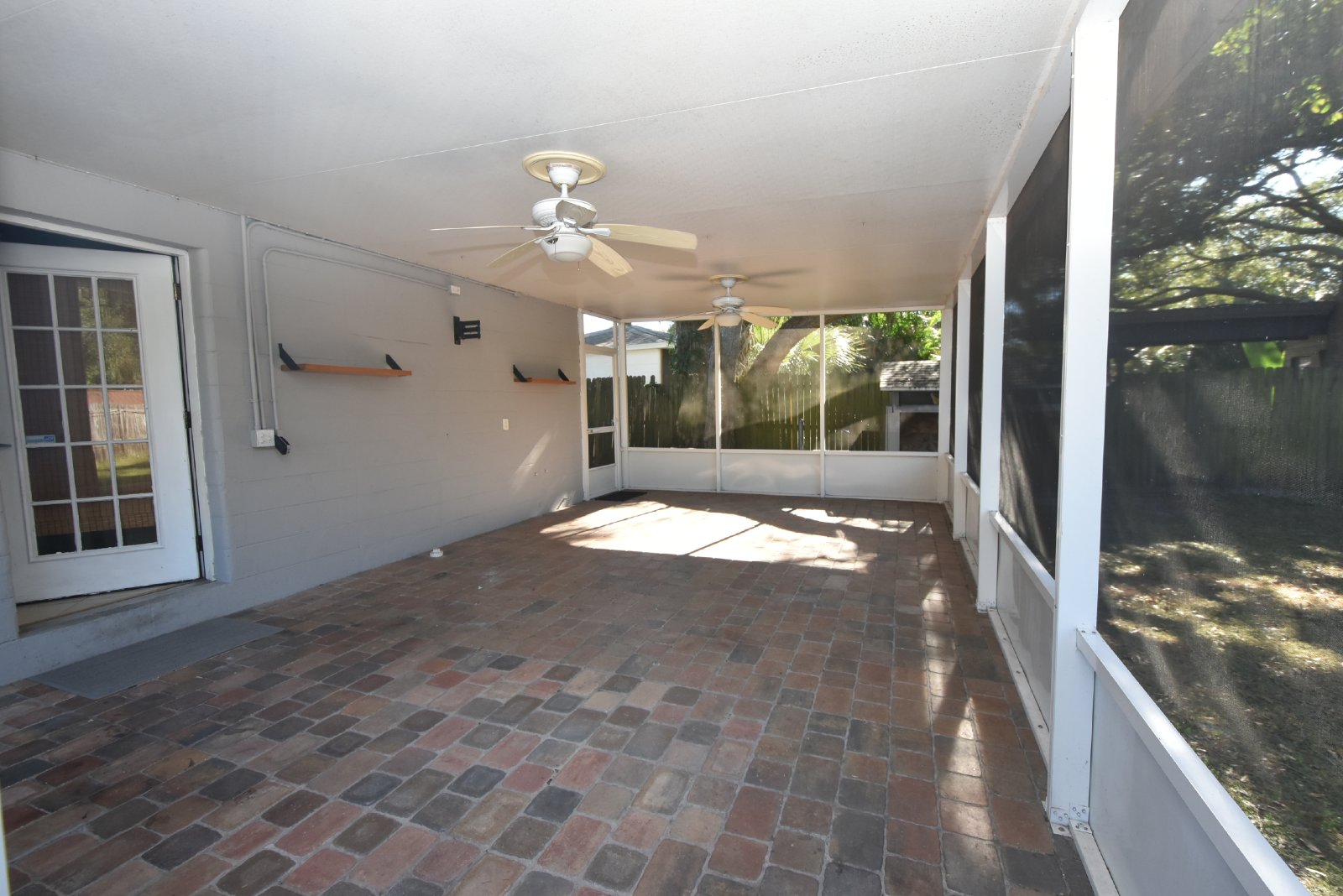 Beautiful South Tampa Single Family Home in Bayhill Estates! property image