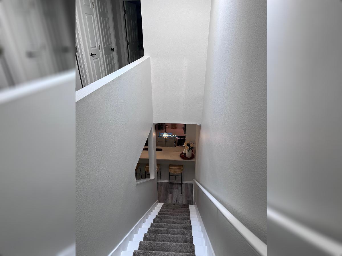 LOCATION, LOCATION! - HYDE PARK TOWNHOUSE! property image
