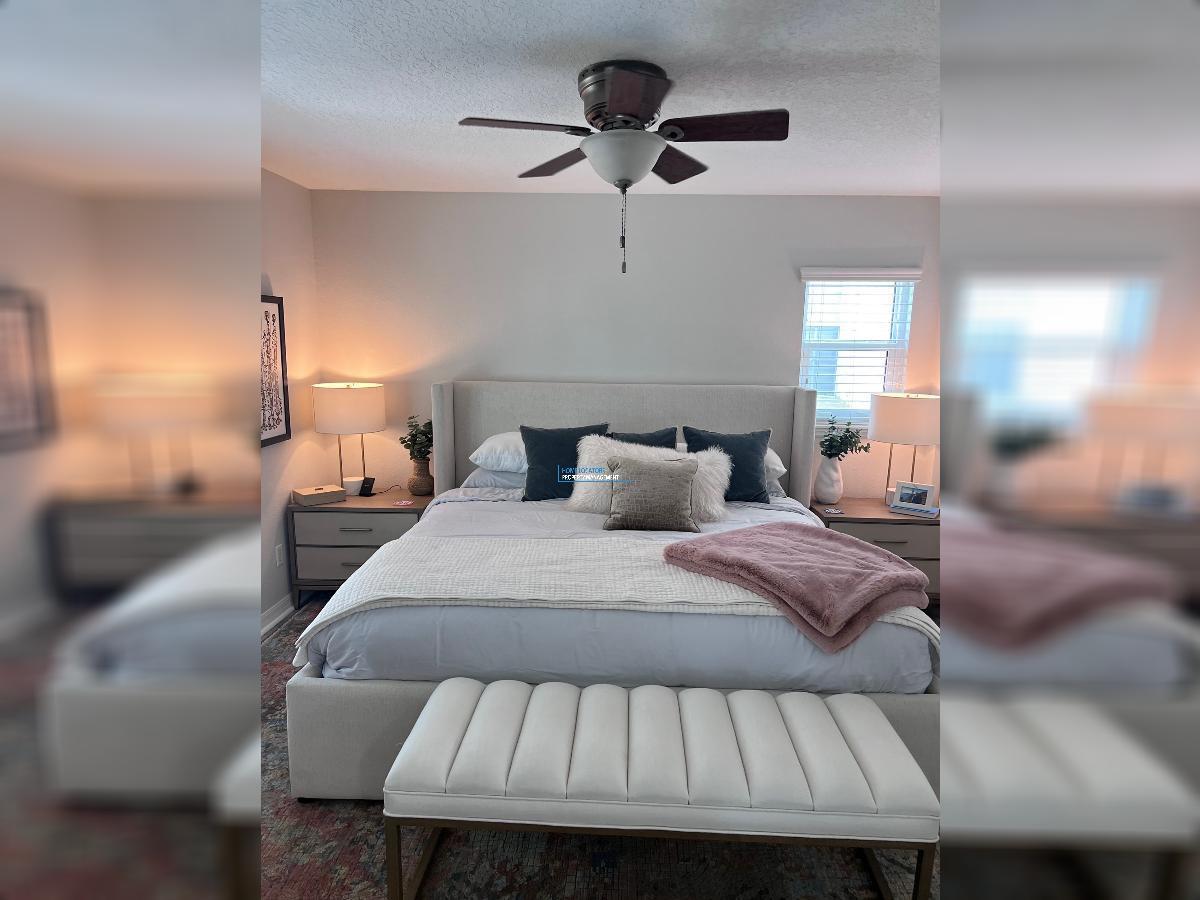 LOCATION, LOCATION! - HYDE PARK TOWNHOUSE! property image