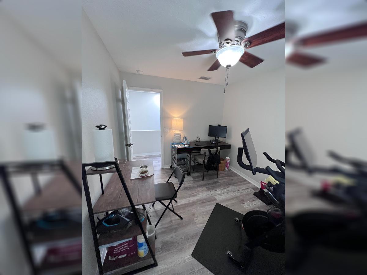 LOCATION, LOCATION! - HYDE PARK TOWNHOUSE! property image