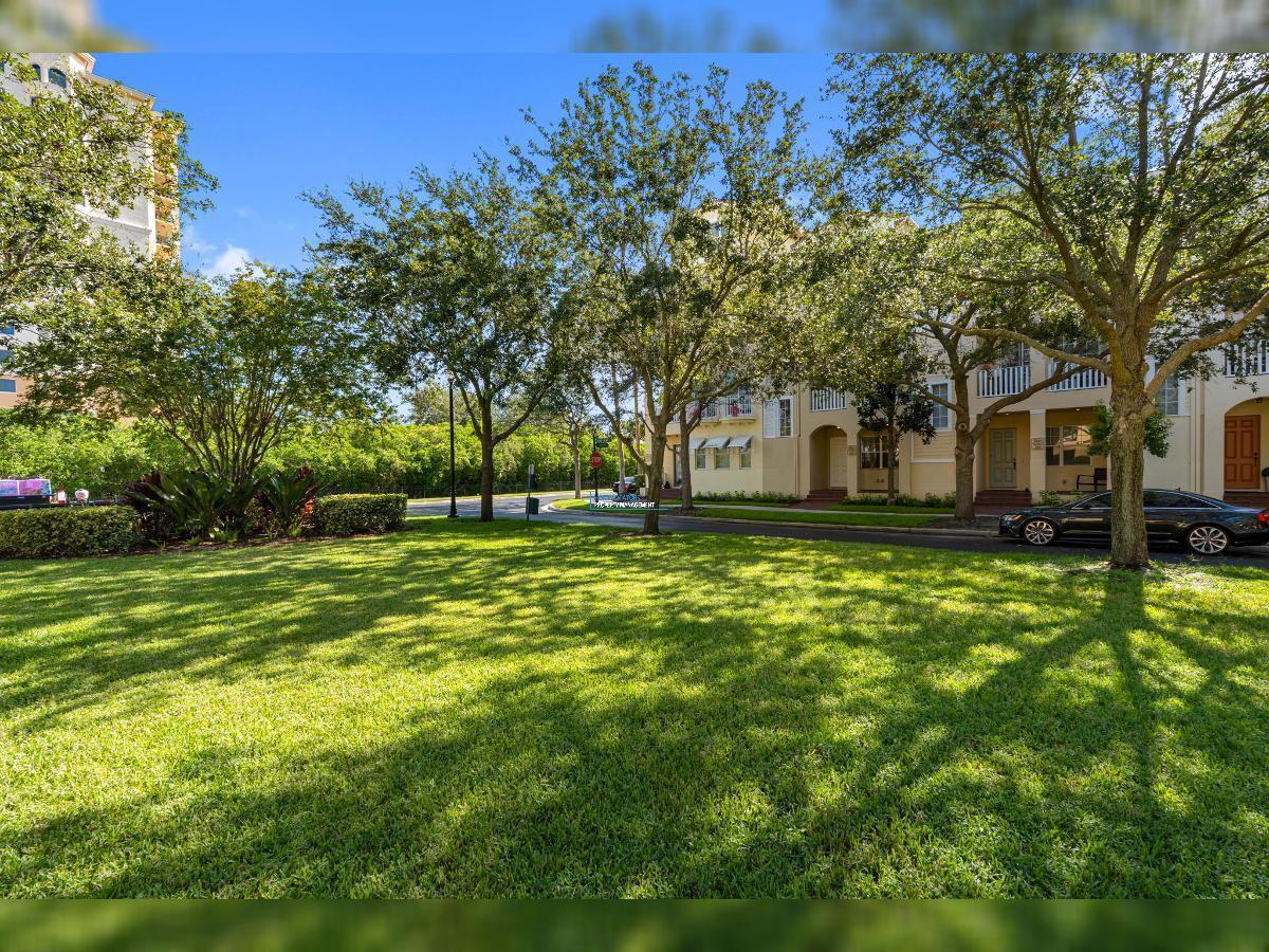 Wonderful Westshore Yacht Club Townhome! property image
