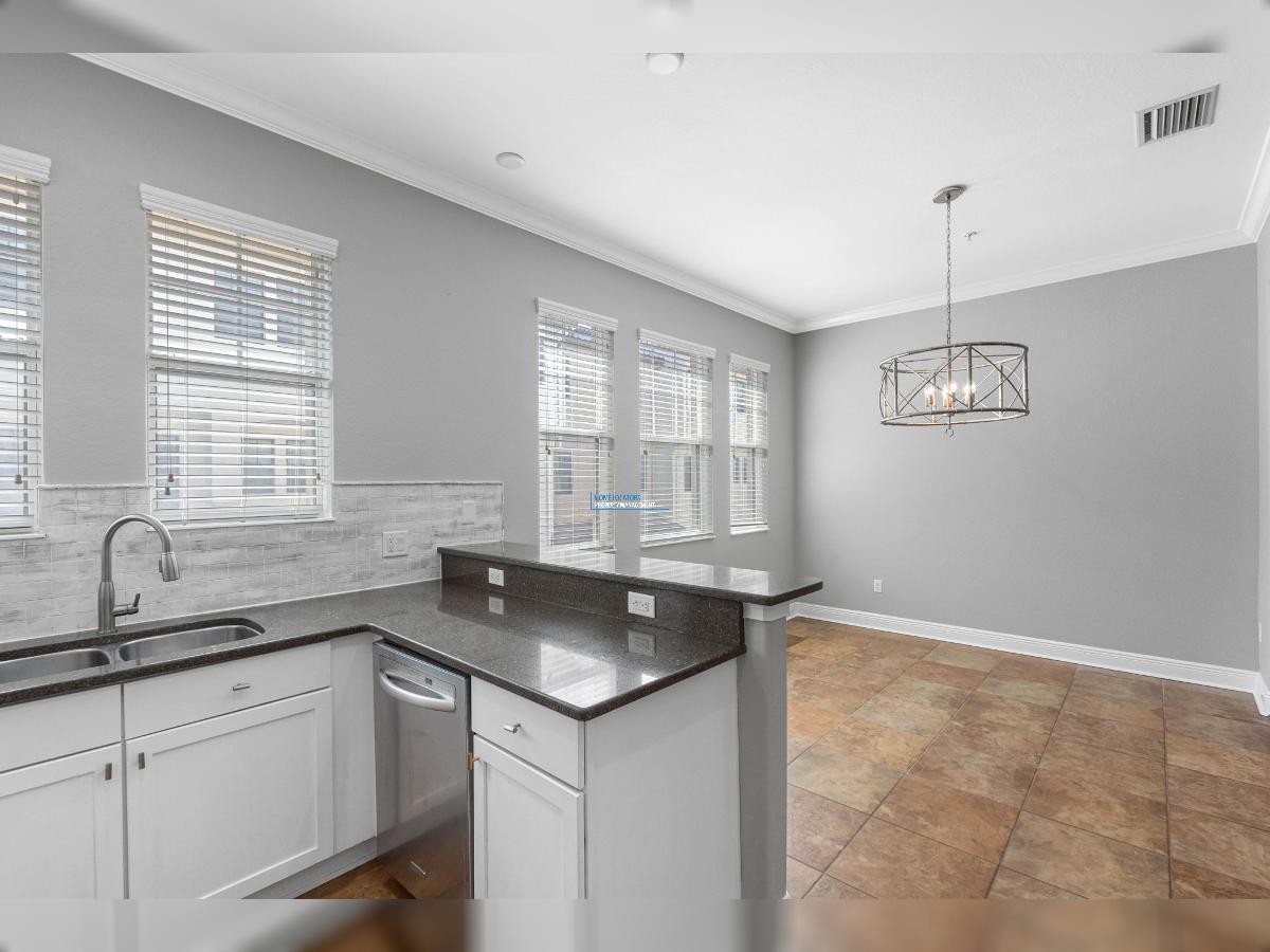 Wonderful Westshore Yacht Club Townhome! property image