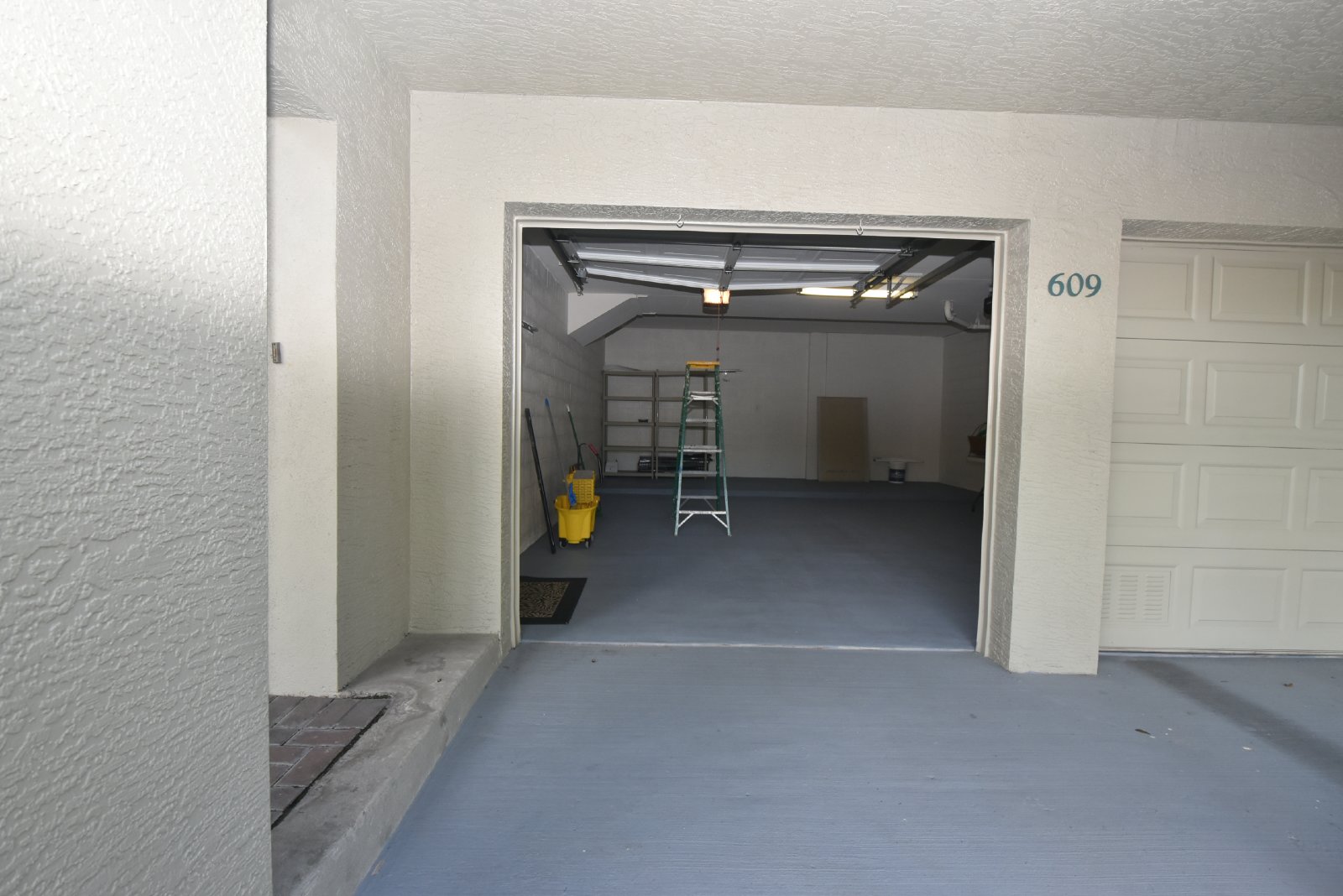 Exclusive Harbour Island Condo property image