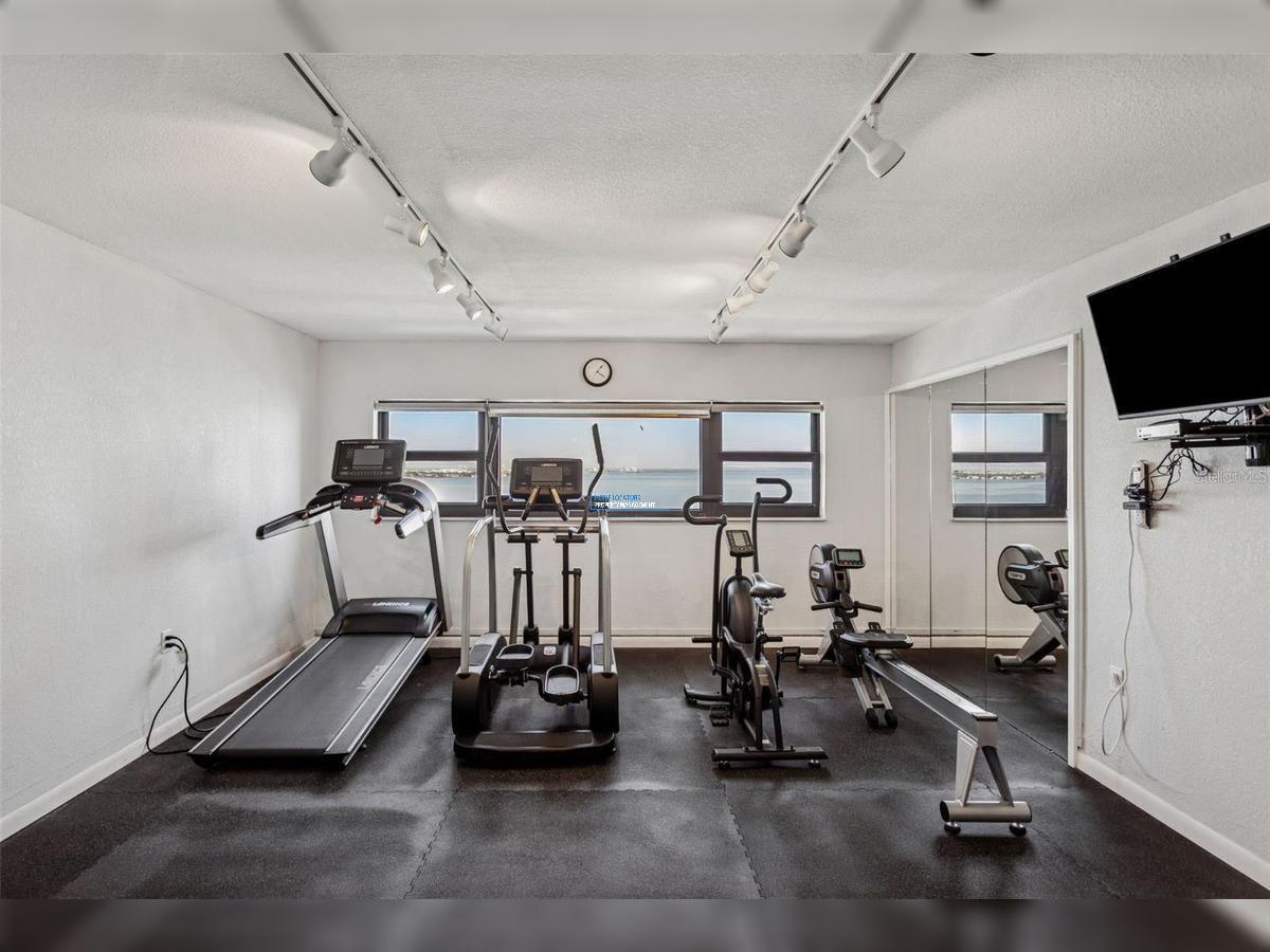 WATER VIEWS on Bayshore Boulevard! property image