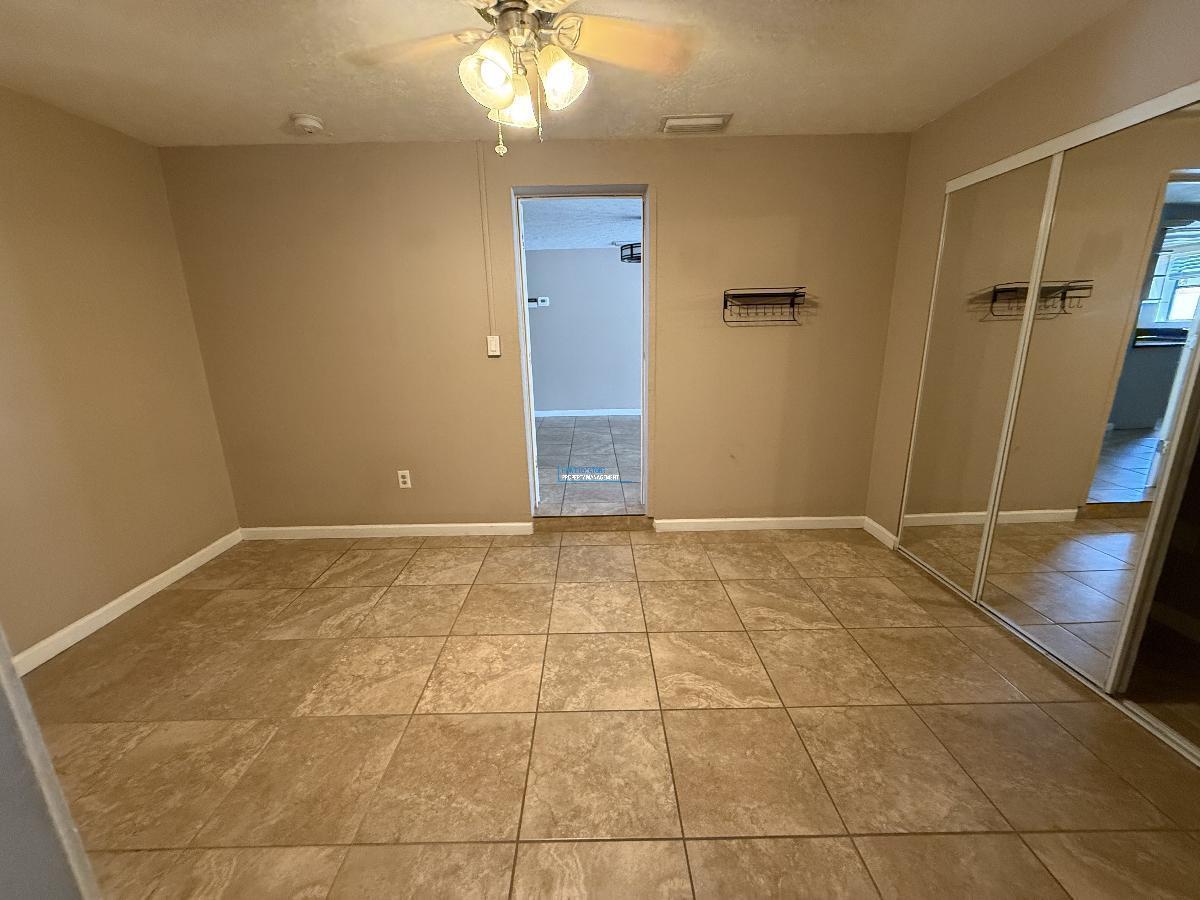 Single Story Town 'n Country Home - No Carpet! property image