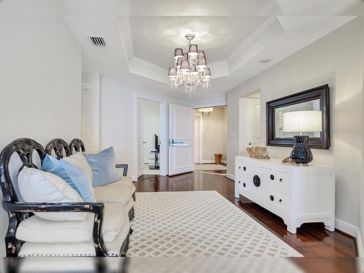 FURNISHED - Stunning 8th Floor Castillo Tower Condo! property image