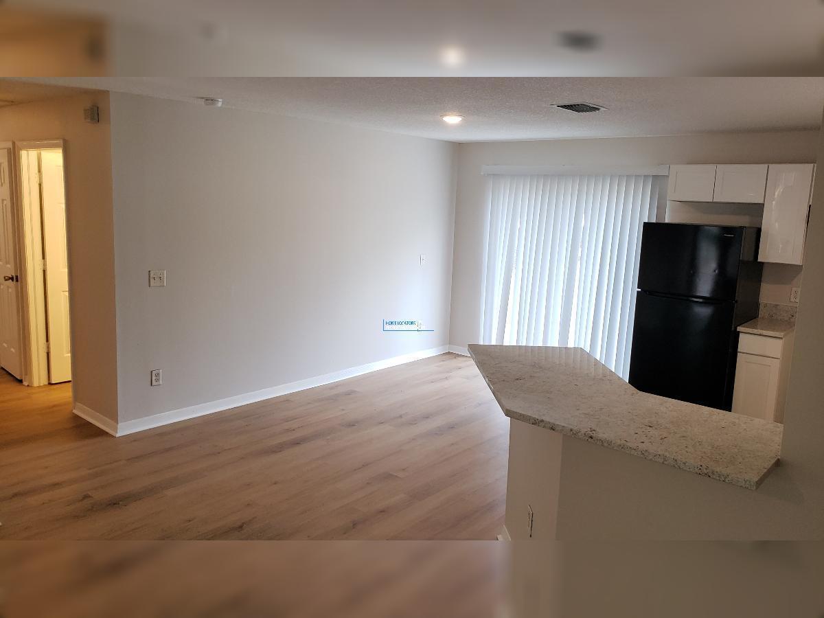 BEAUTIFULLY RENOVATED TEMPLE TERRACE HOME WITH HUGE YARD! property image