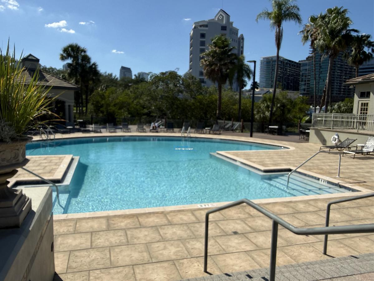 Exclusive Harbour Island Condo property image
