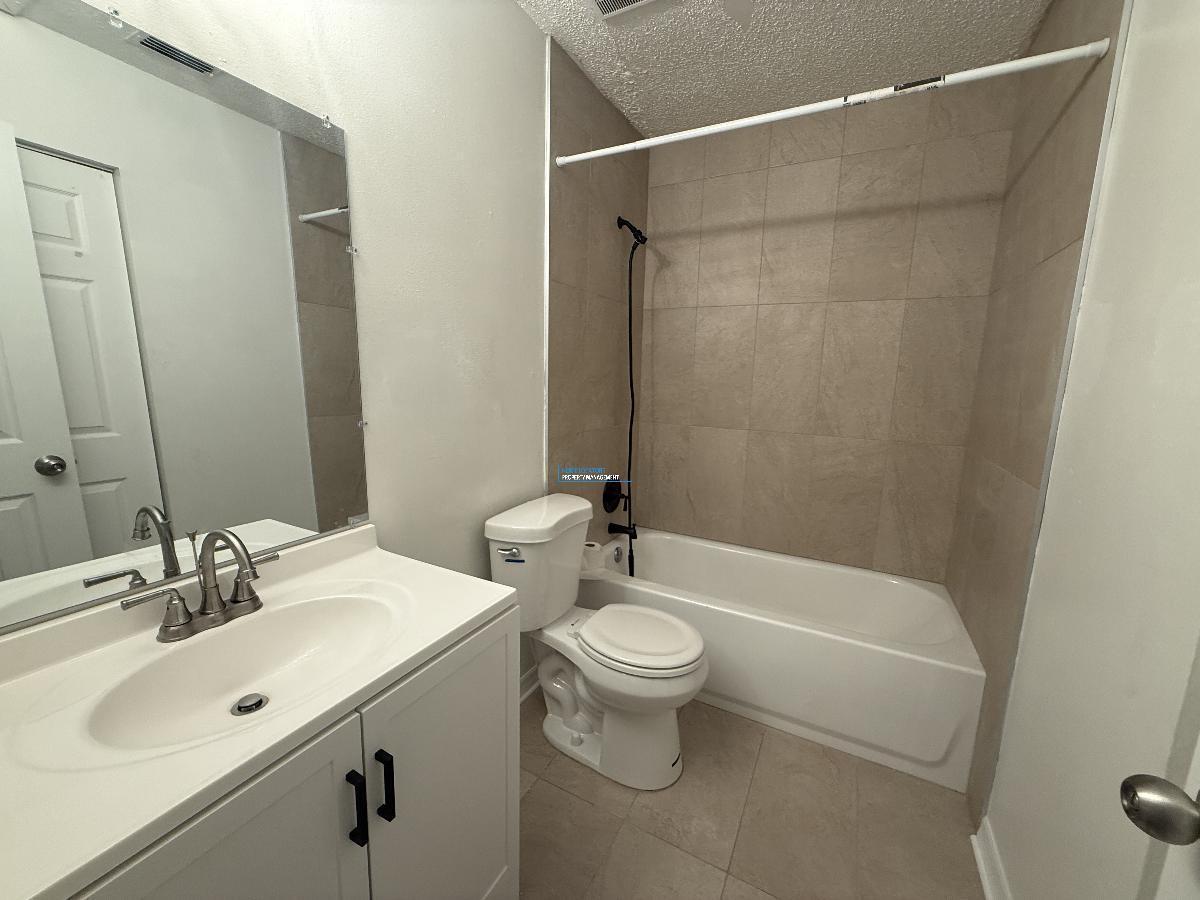 Carrollwood Condo - NEWLY RENOVATED 1/1 property image