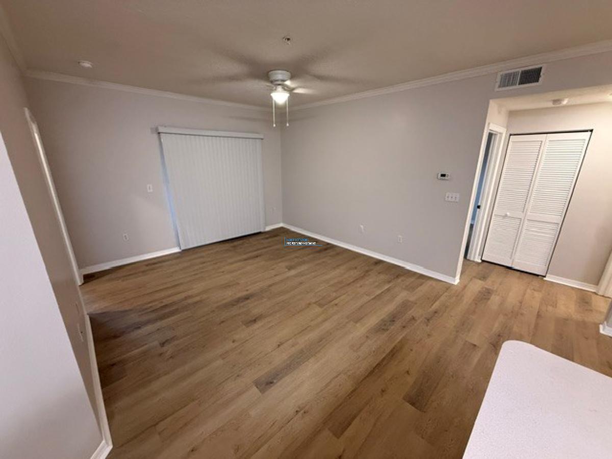 BEAUTIFULLY REMODELED - TOP FLOOR! - 2/2 at Pinnacle at Carrollwood! property image