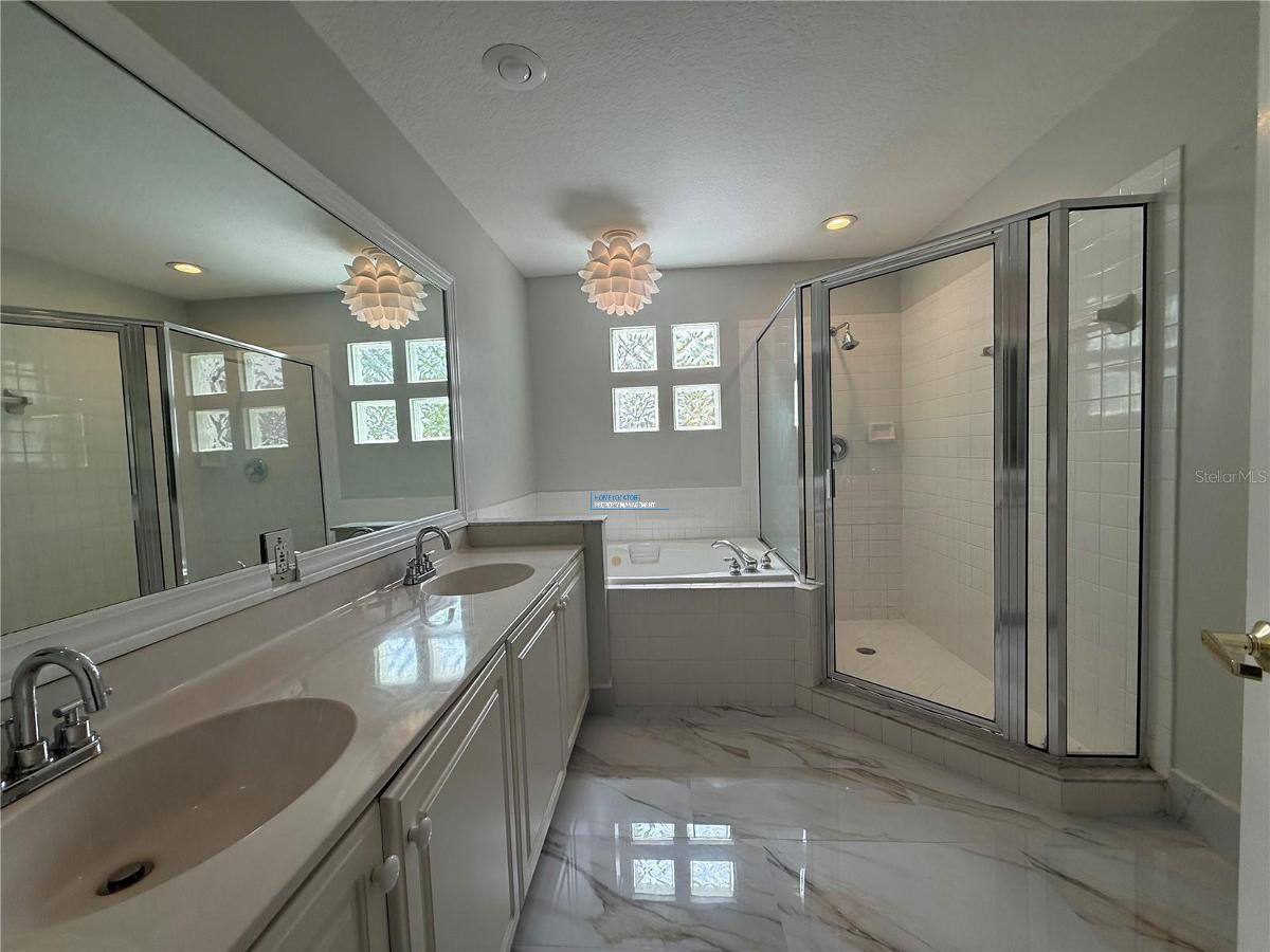 Gorgeous Townhouse Behind the Main Gate on Harbour Island property image