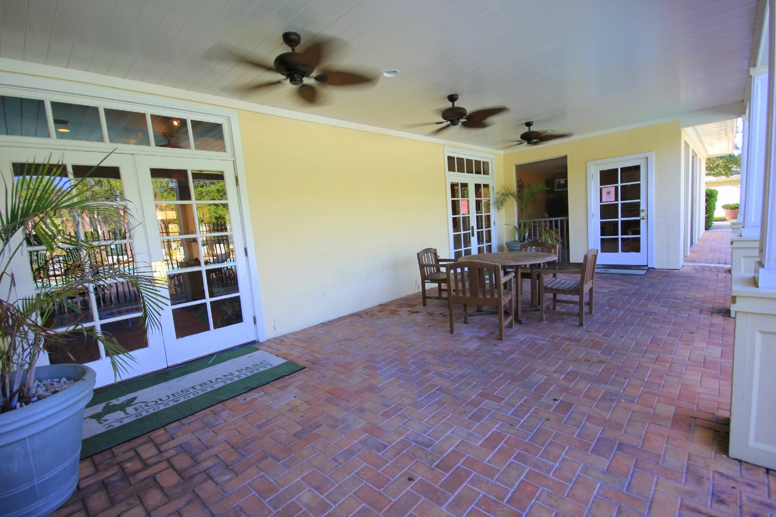 Amenities Galore! 3rd Floor Equestrian Parc Condo! property image