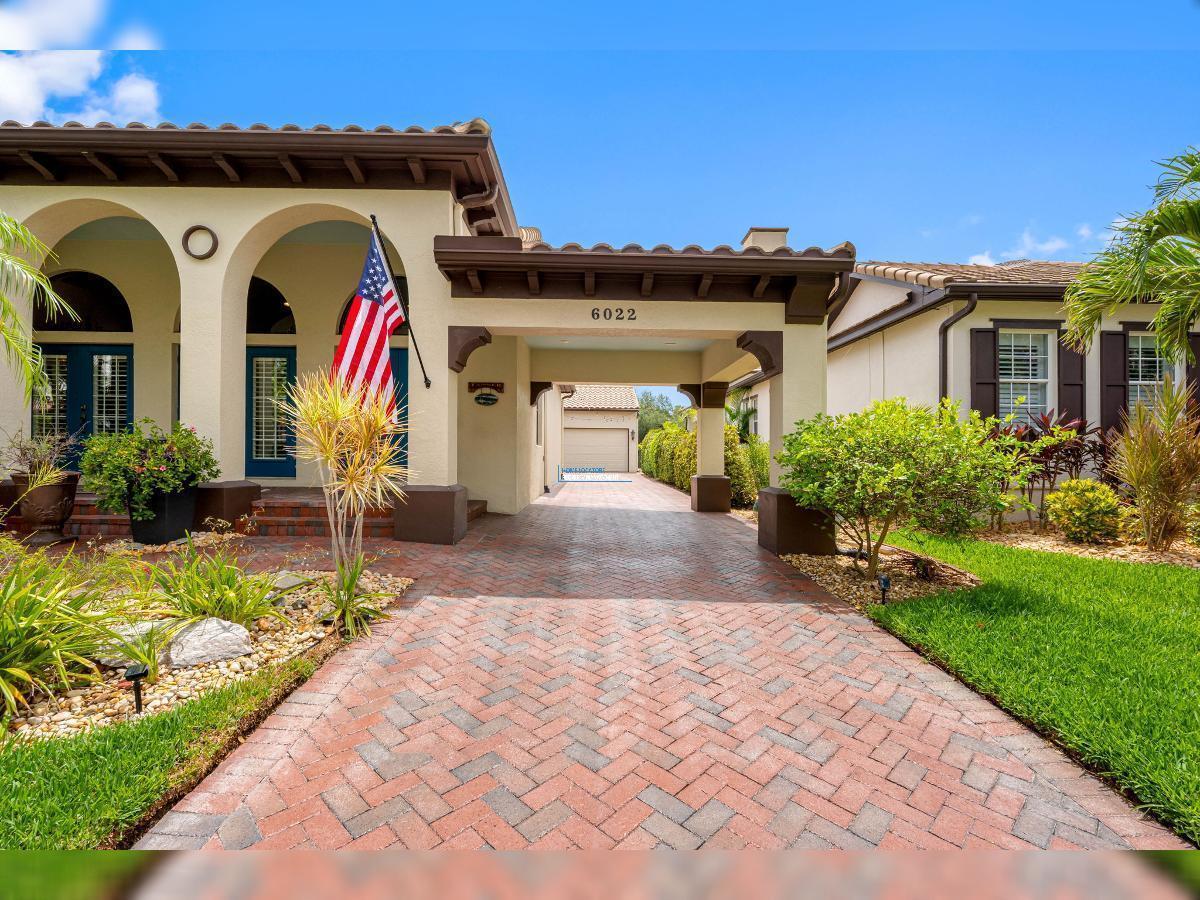 Westshore Yacht Club property image