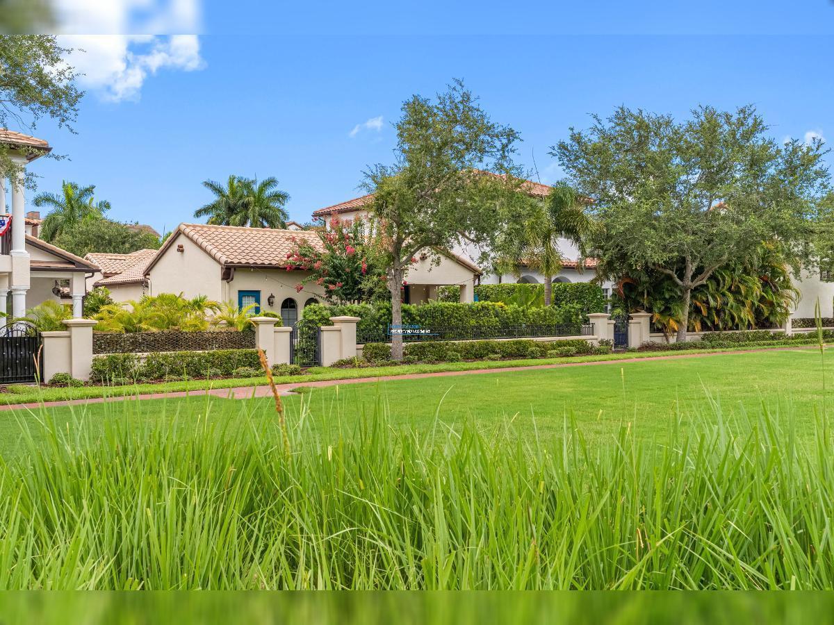Westshore Yacht Club property image