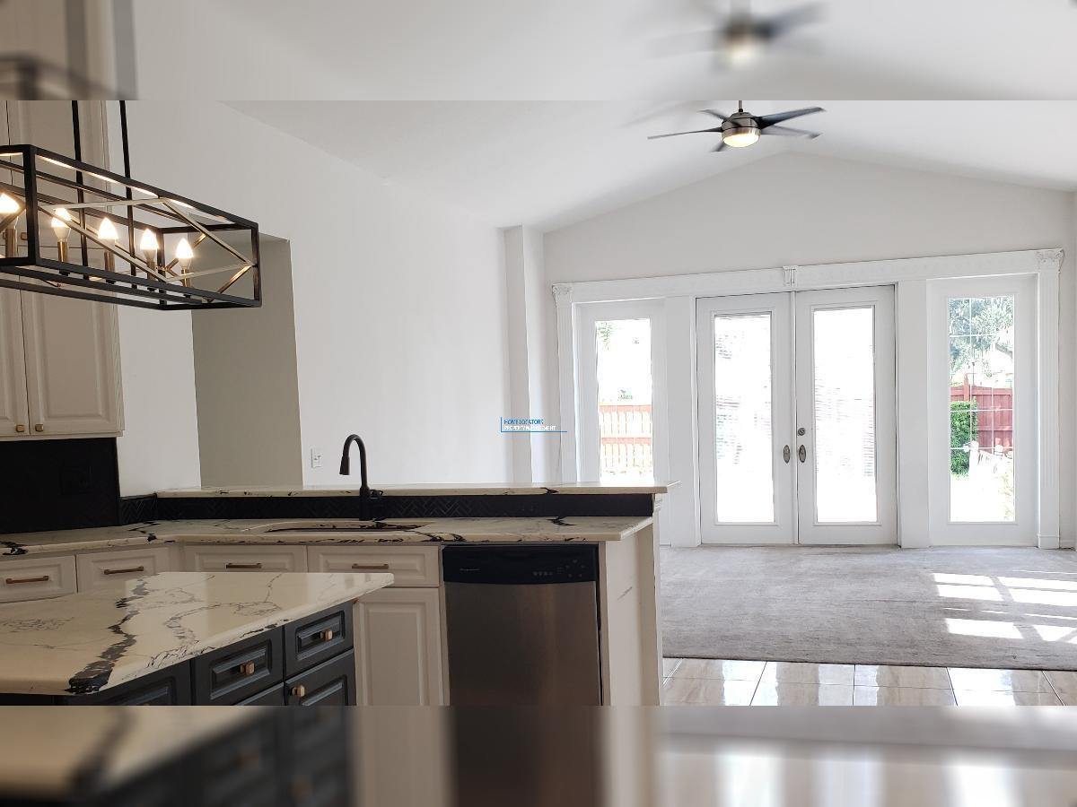 POOL Home! - 3 Bedroom Single Family in Twin Lakes of Brandon VALRICO property image