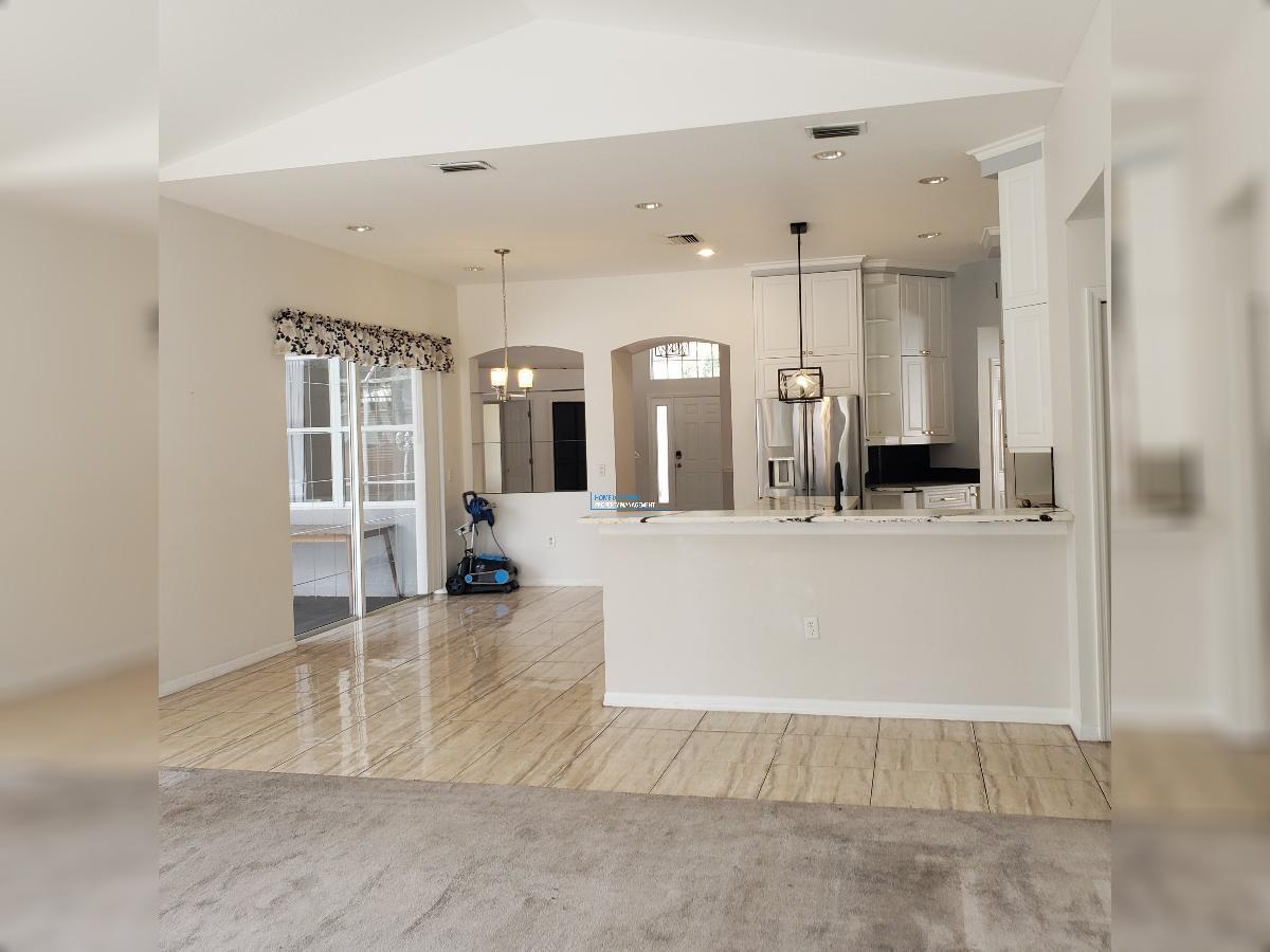 POOL Home! - 3 Bedroom Single Family in Twin Lakes of Brandon VALRICO property image
