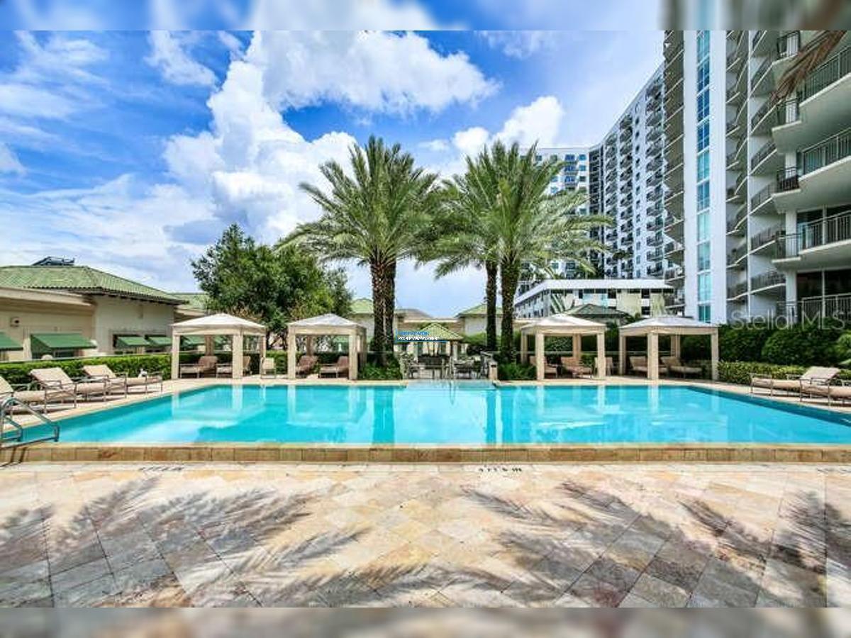 The Plaza at Harbour Island Condo property image