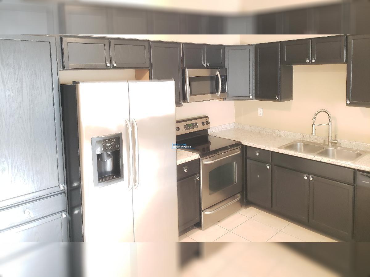 Spacious 2 Bed, 2 Bath Condo in Land O' Lakes ? Water Included! property image