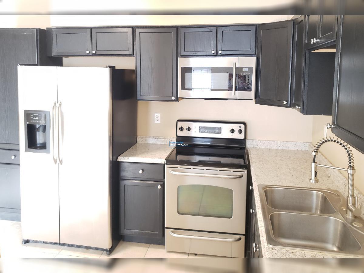 Spacious 2 Bed, 2 Bath Condo in Land O' Lakes ? Water Included! property image