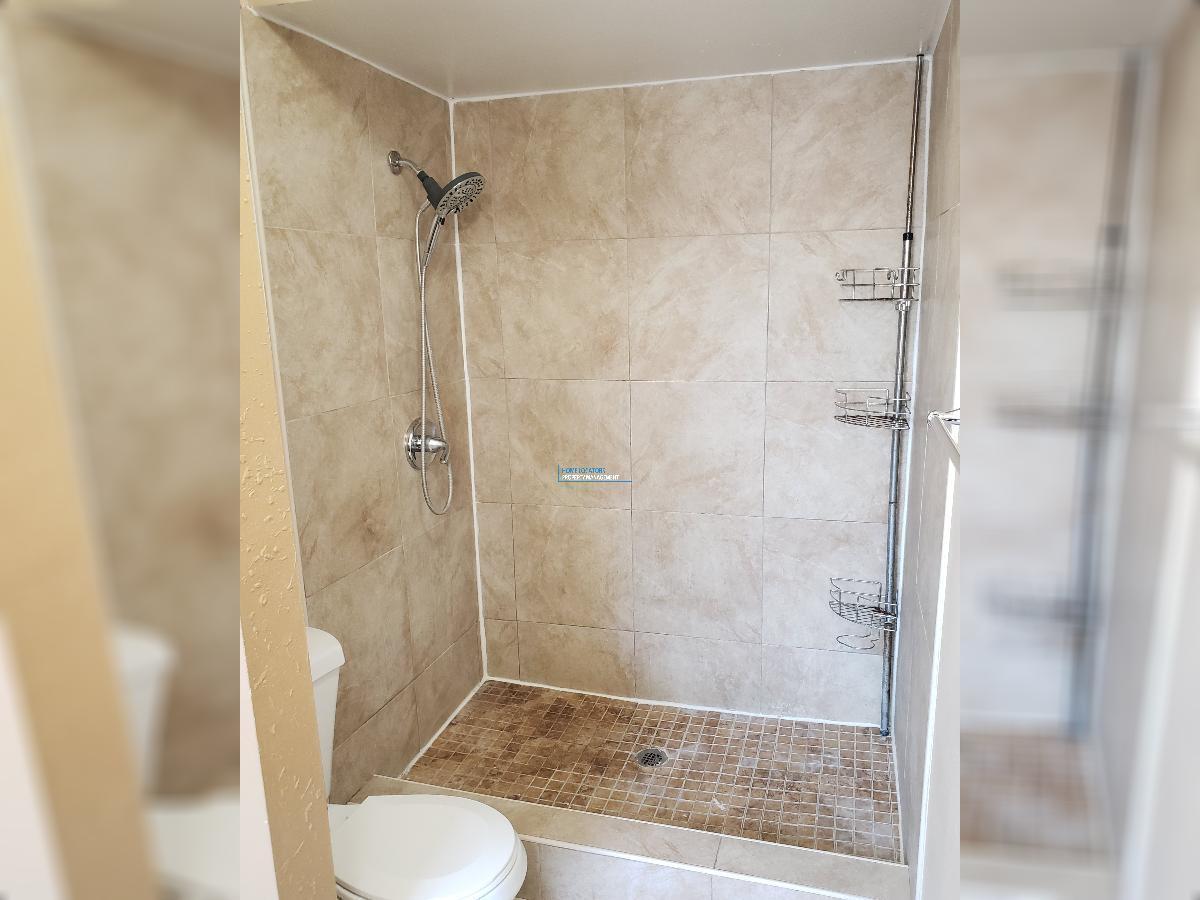 Spacious 2 Bed, 2 Bath Condo in Land O' Lakes ? Water Included! property image