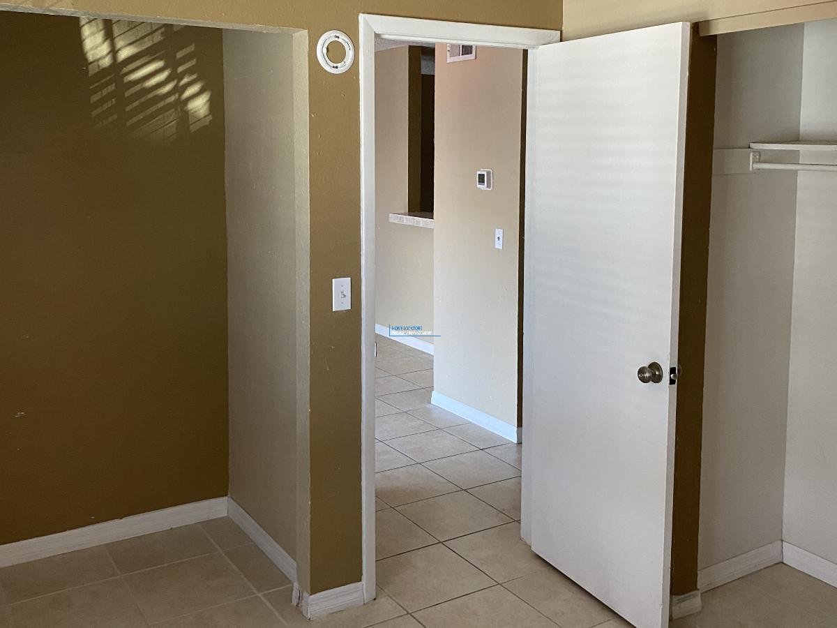 Spacious 2 Bed, 2 Bath Condo in Land O' Lakes ? Water Included! property image