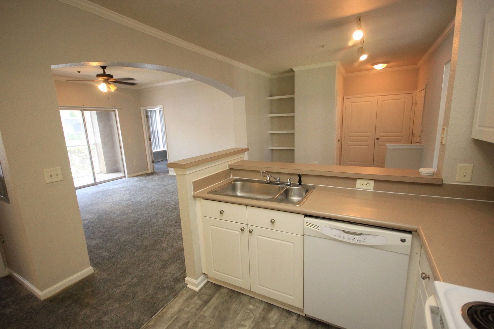 FIRST FLOOR - 2 BEDROOM CONDO property image