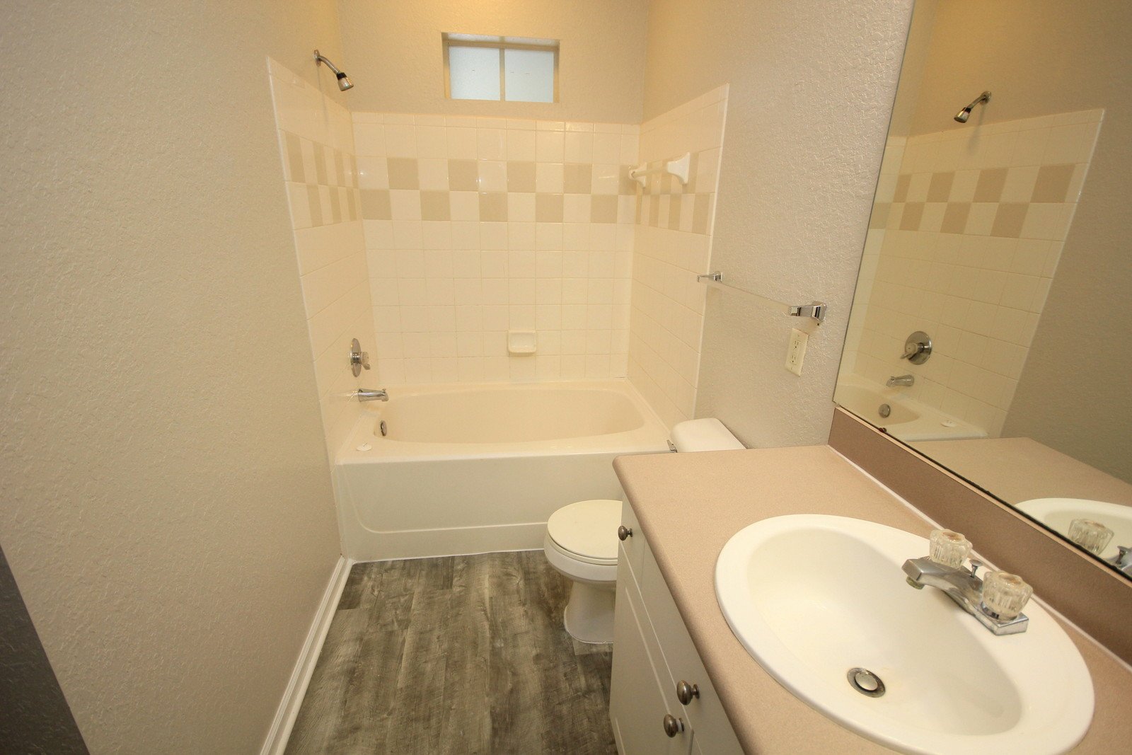 FIRST FLOOR - 2 BEDROOM CONDO property image