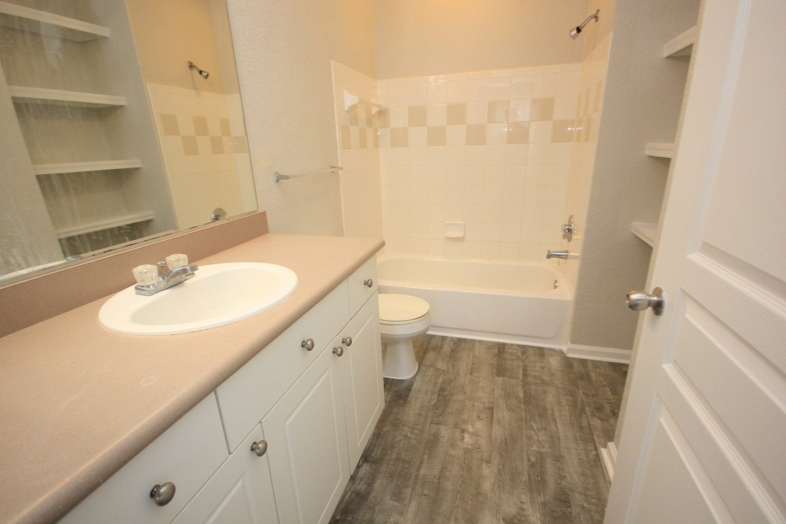 FIRST FLOOR - 2 BEDROOM CONDO property image