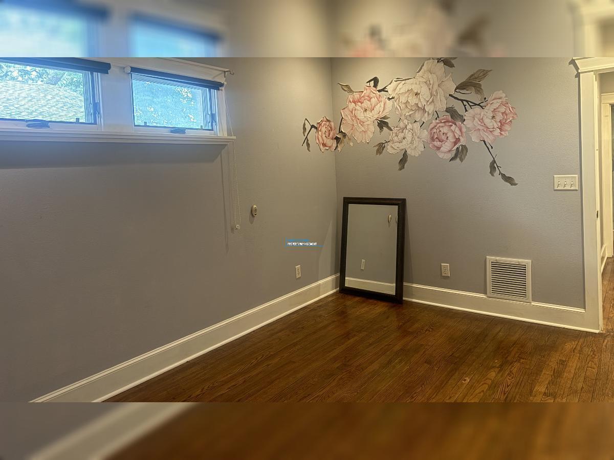 Seminole Heights Beauty - VINTAGE CHARM MEETS INDUSTRIAL & GLAM! property image
