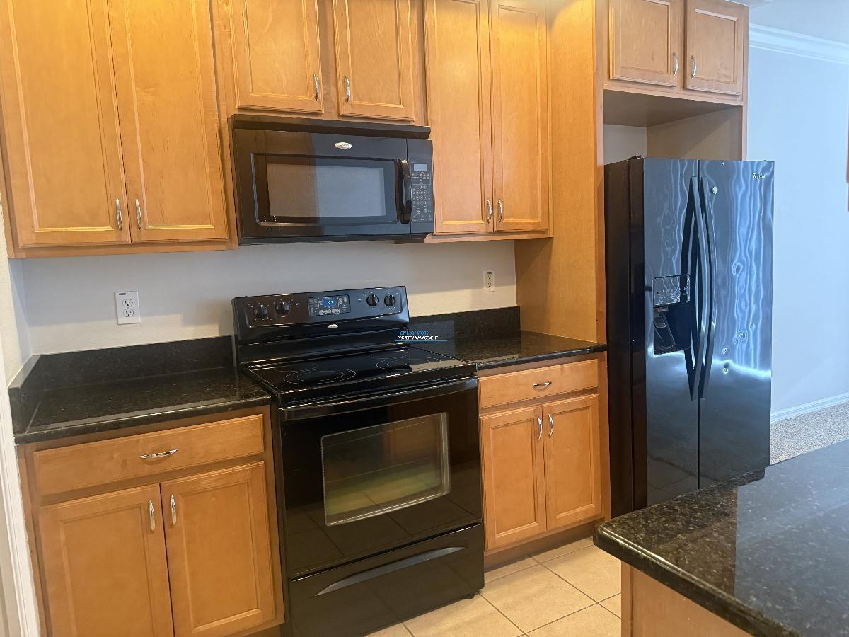 Luxury 2-Story Townhome in South Tampa ? Minutes from MacDill AFB! property image