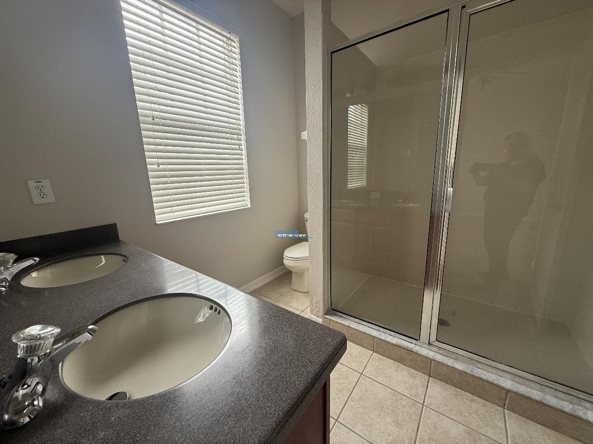 Luxury 2-Story Townhome in South Tampa ? Minutes from MacDill AFB! property image