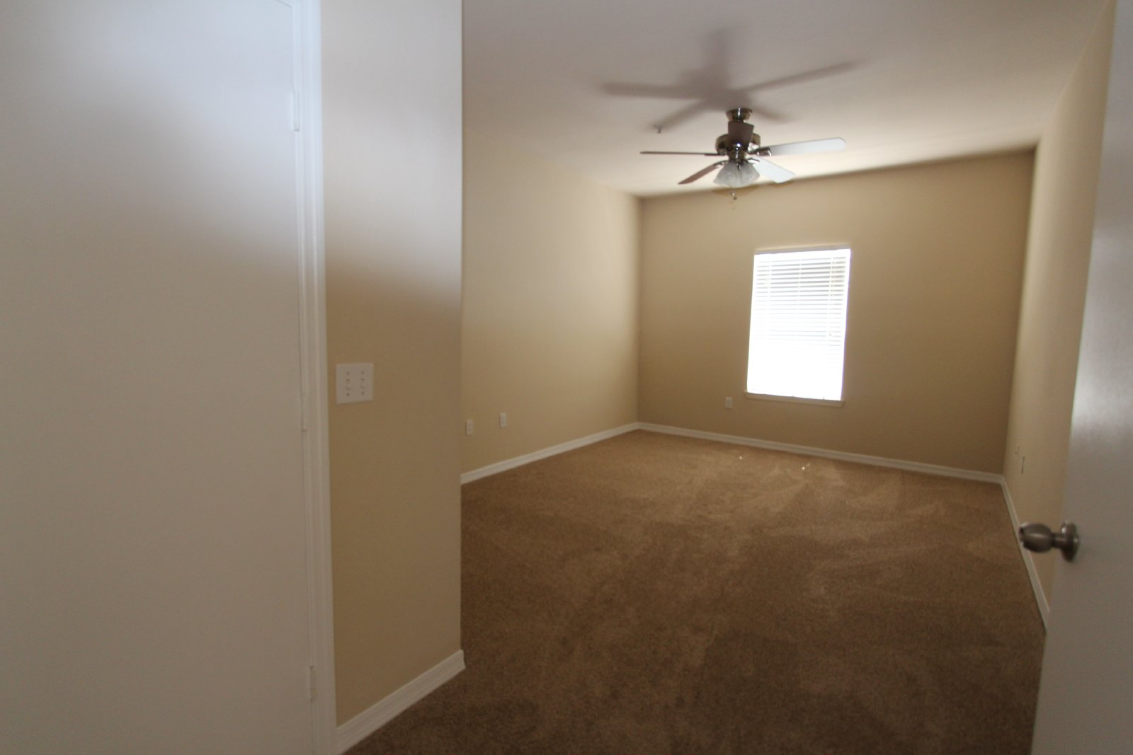 1BR/1BA Condo at The Arbors of Carrollwood property image