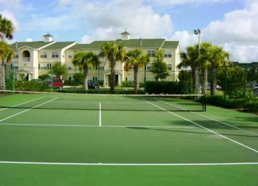 3BR/2BA Condo on Third Floor ~ New Tampa ~ Equestrian Parc property image
