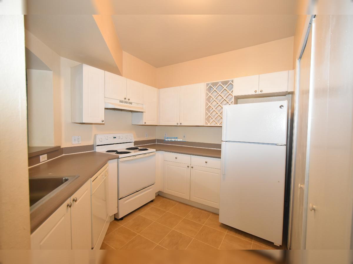1BR/1BA Condo at The Arbors of Carrollwood property image